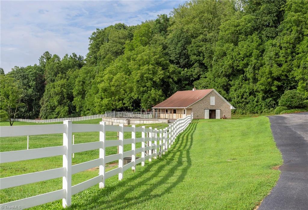7831 Alcorn Road Oak Ridge, NC 27310 - Photo 5 of 29