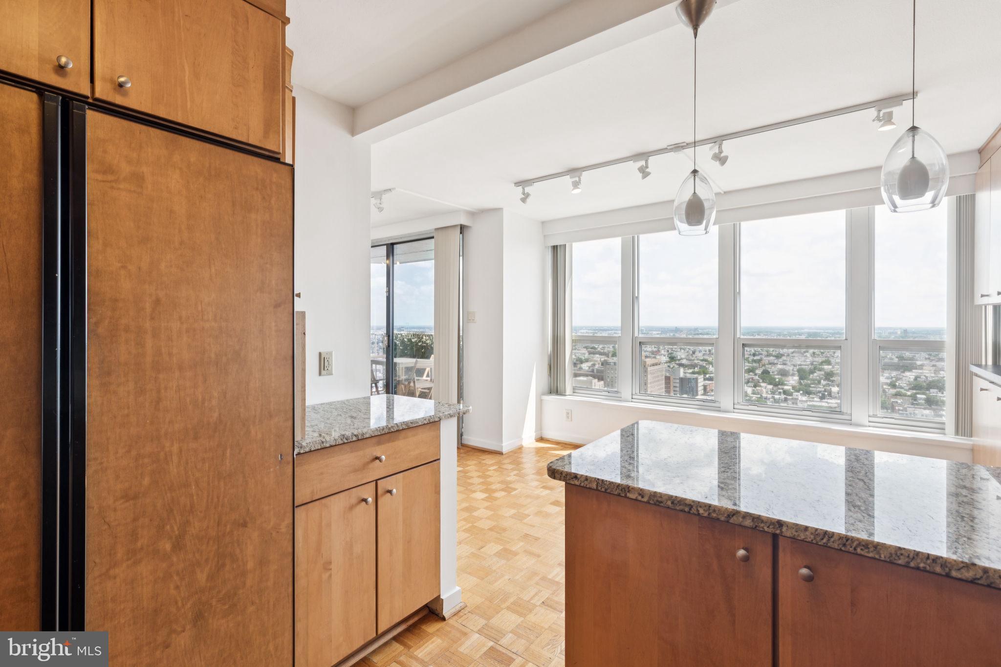 224 West Rittenhouse Square, Unit 2911 Philadelphia, PA 19103 - Photo 15 of 35 Gallery Image 15