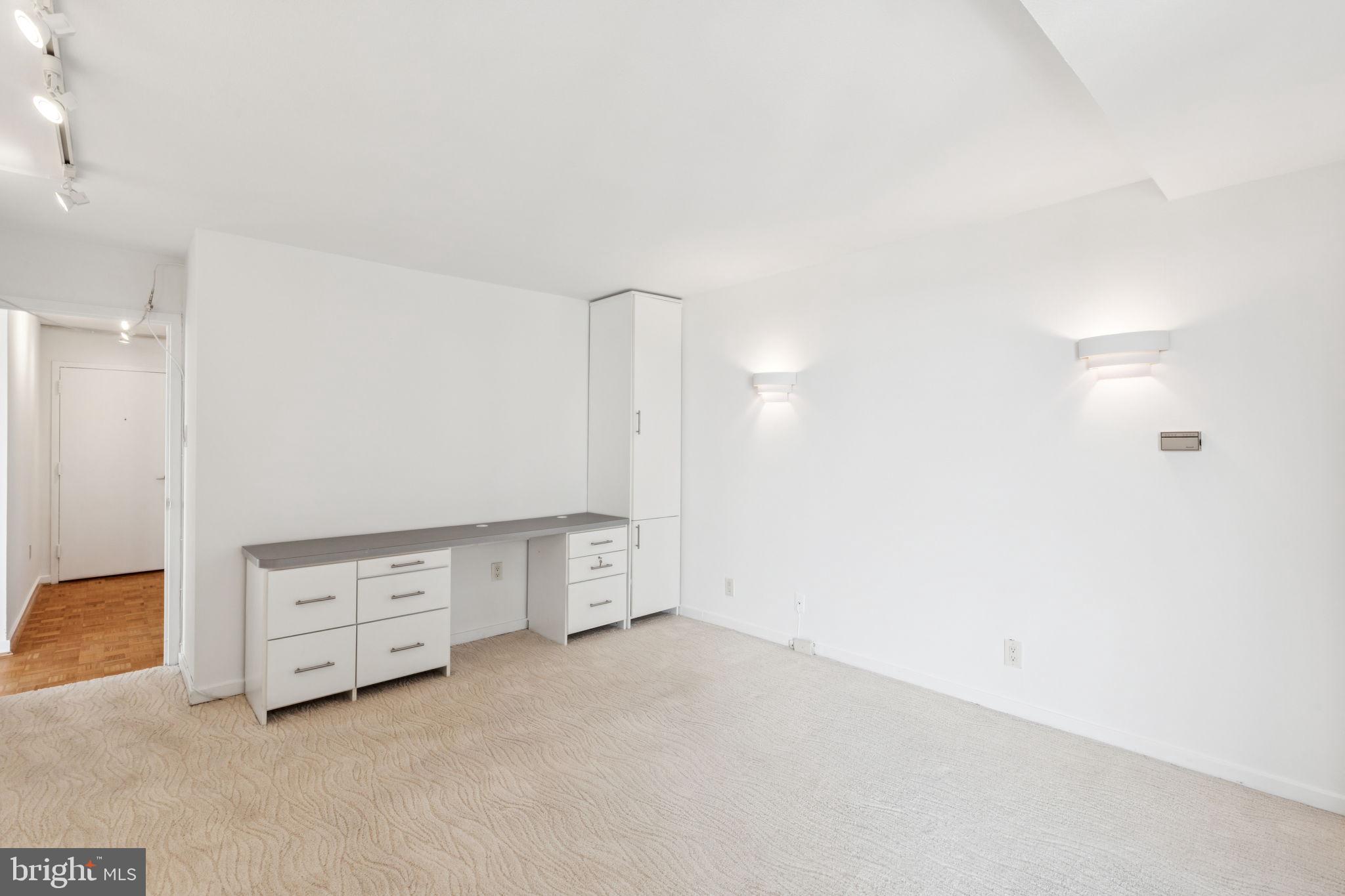 224 West Rittenhouse Square, Unit 2911 Philadelphia, PA 19103 - Photo 19 of 35 Gallery Image 19