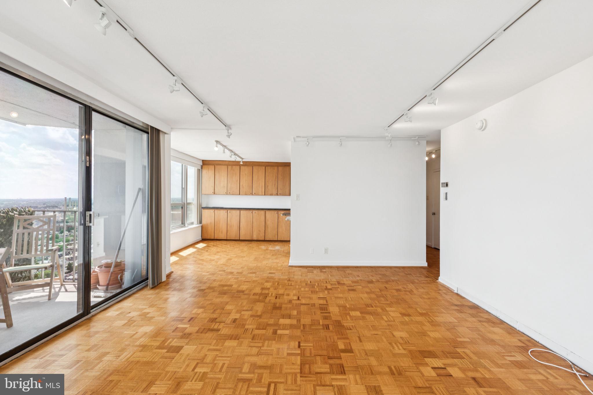 224 West Rittenhouse Square, Unit 2911 Philadelphia, PA 19103 - Photo 7 of 35 Gallery Image 7