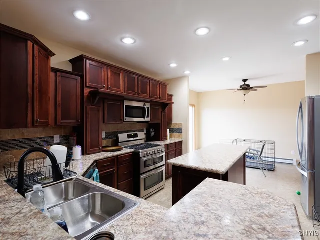 $514,900 | 29315 Steinhilber Road, Le Ray, NY 13637