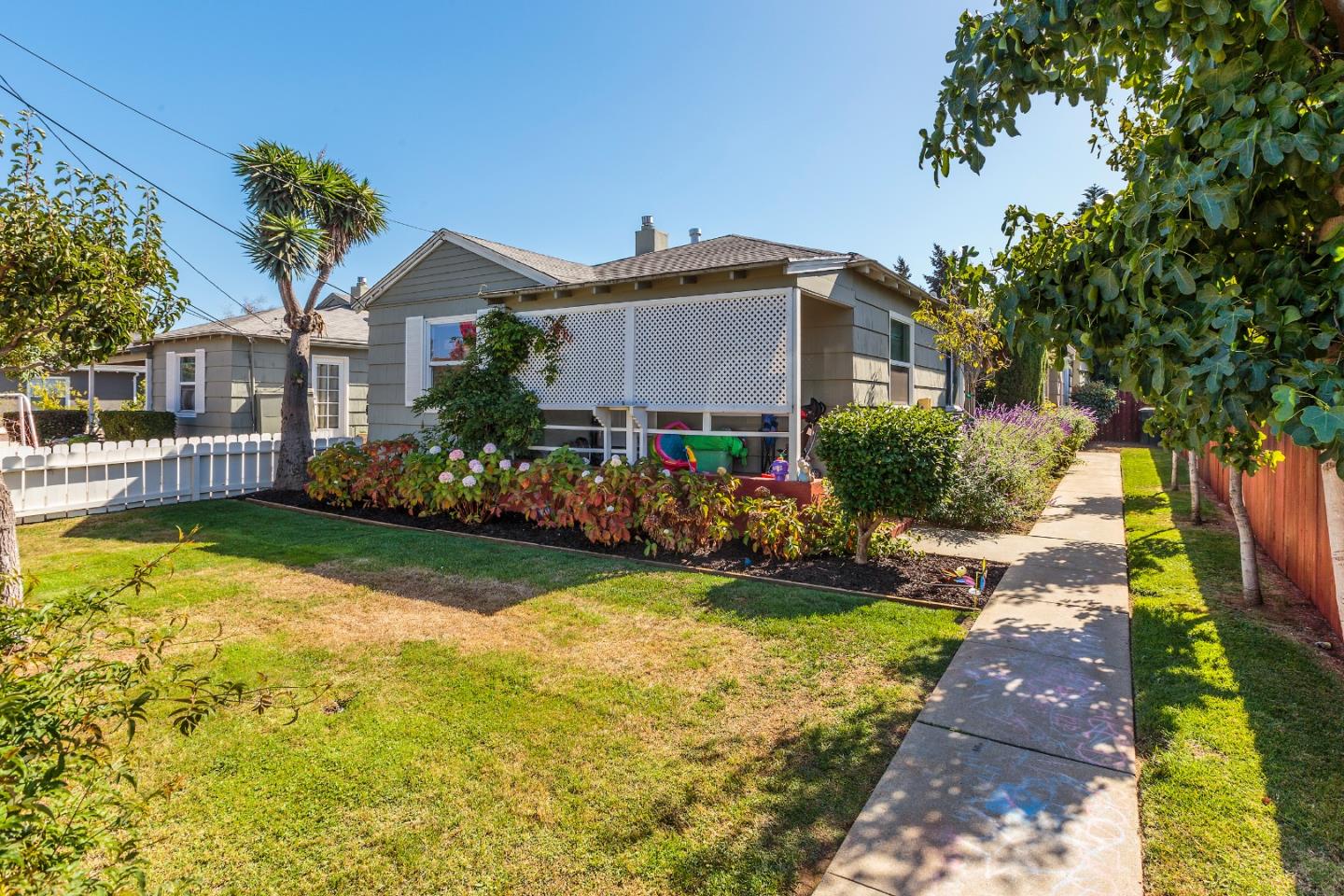 527 Rollins Road Burlingame, CA 94010 - Photo 1 of 18 Gallery Image 1