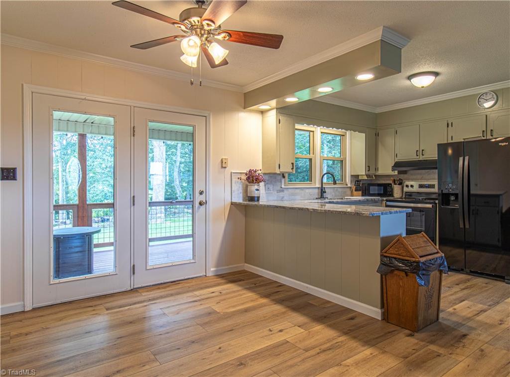 834 Pine Swamp Road Sparta, NC 28675 - Photo 15 of 43