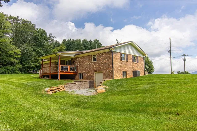 $360,000 | 834 Pine Swamp Road, Sparta, NC 28675