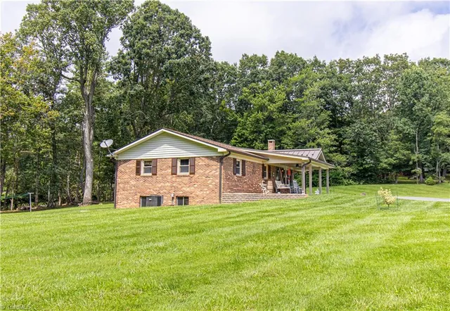 $360,000 | 834 Pine Swamp Road, Sparta, NC 28675