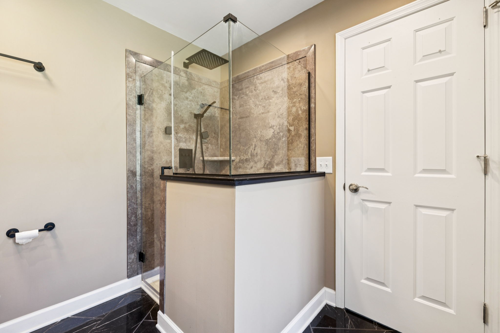 3679 Old State Highway 11 Springfield, TN 37172 - Photo 18 of 50 a bathroom with a shower