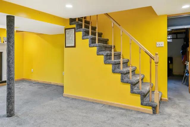 $405,900 | 16 Seneca Avenue, Essex Junction, VT 05452