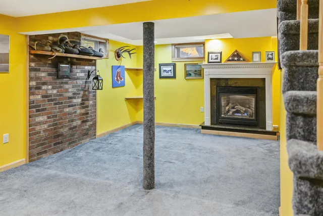 $405,900 | 16 Seneca Avenue, Essex Junction, VT 05452