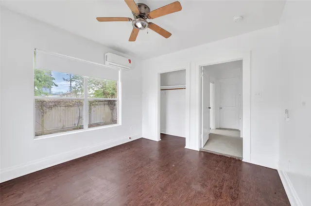 $1,000 | 2506 Keene Street, Unit 2, Houston, TX 77009