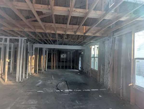 $29,900 | 1706 Robertson Avenue, Lansing, MI 48915