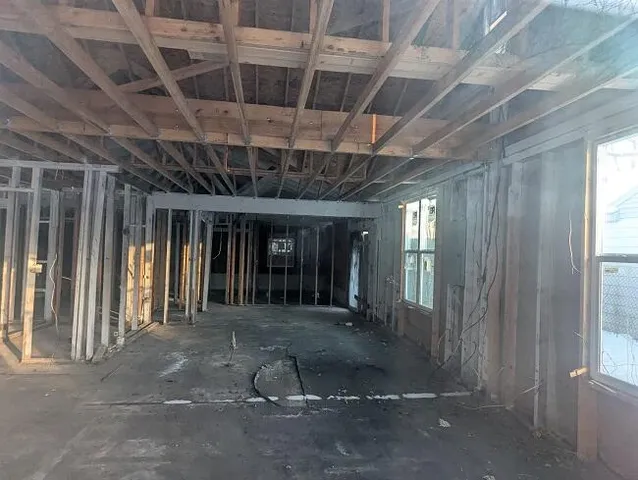 $39,900 | 1706 Robertson Avenue, Lansing, MI 48915