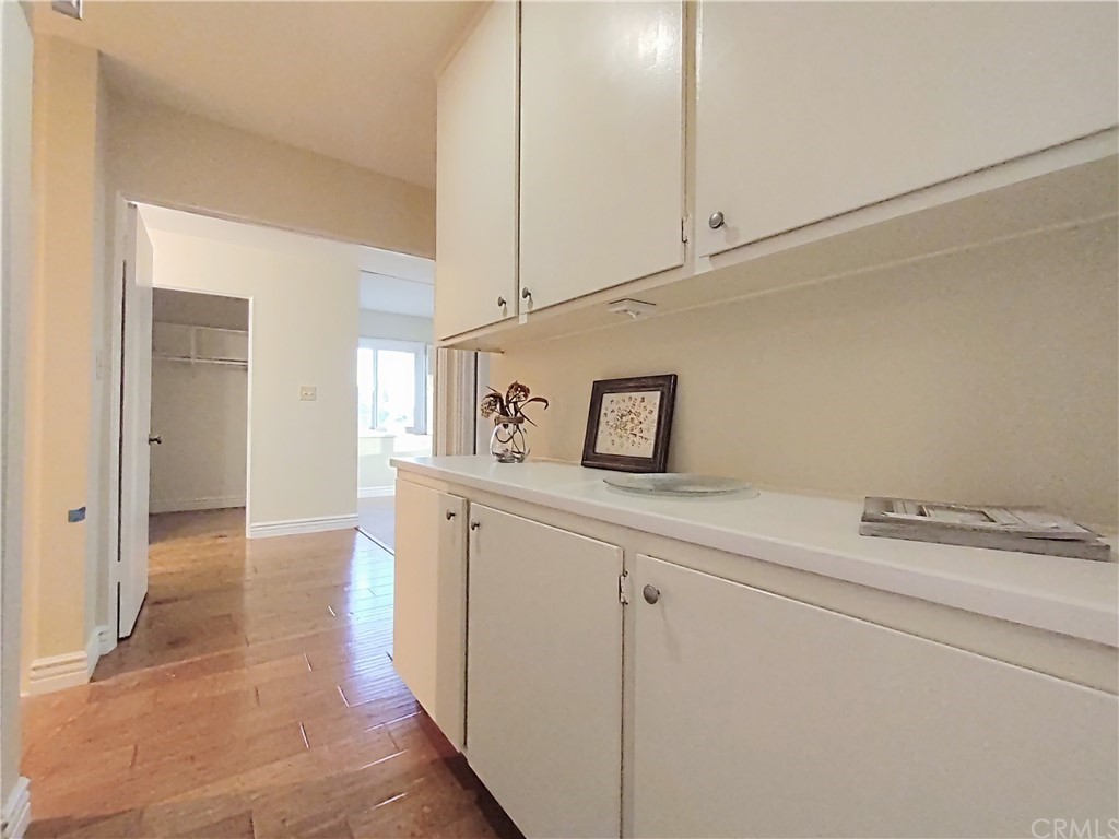 5917 Armaga Spring Road, Unit H Rancho Palos Verdes, CA 90275 - Photo 23 of 33 hallway