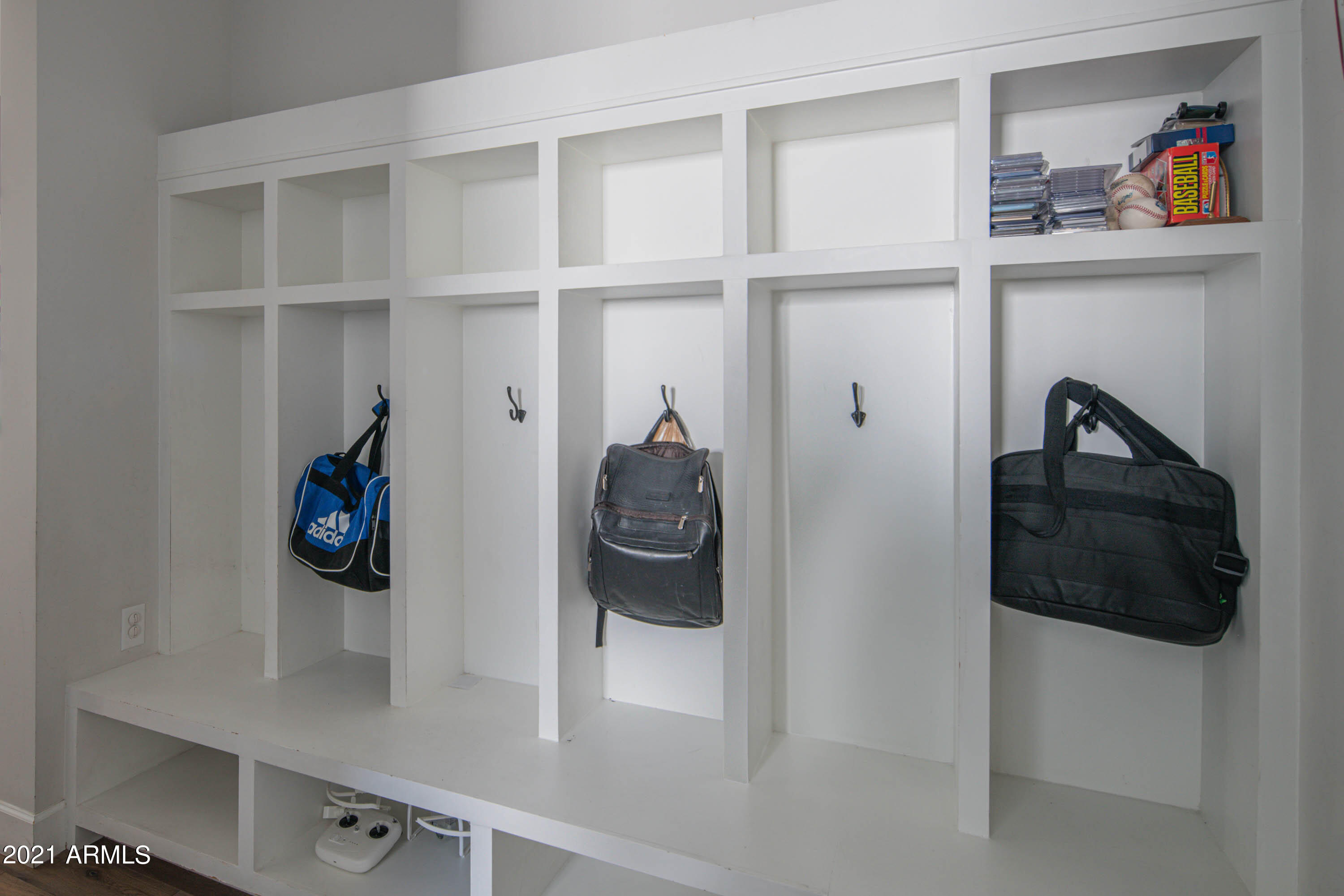 4201 East Cheery Lynn Road Phoenix, AZ 85018 - Photo 16 of 38 eclr-25