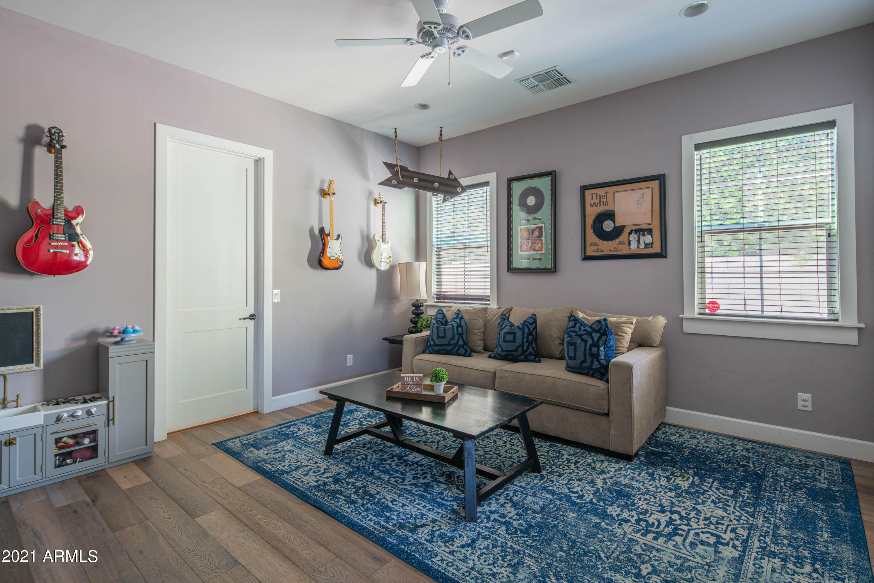 4201 East Cheery Lynn Road Phoenix, AZ 85018 - Photo 24 of 38 eclr-36