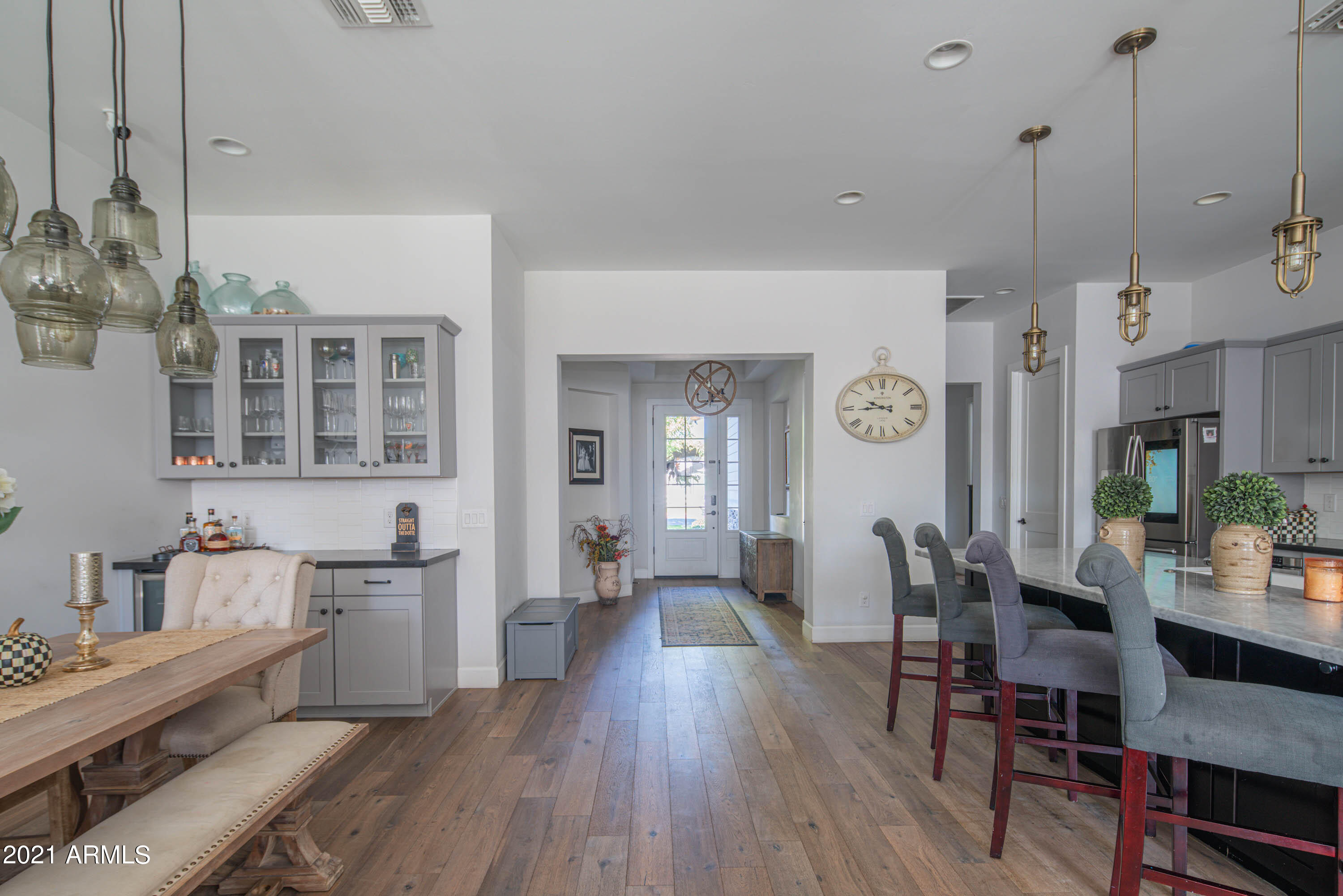 4201 East Cheery Lynn Road Phoenix, AZ 85018 - Photo 8 of 38 eclr-7