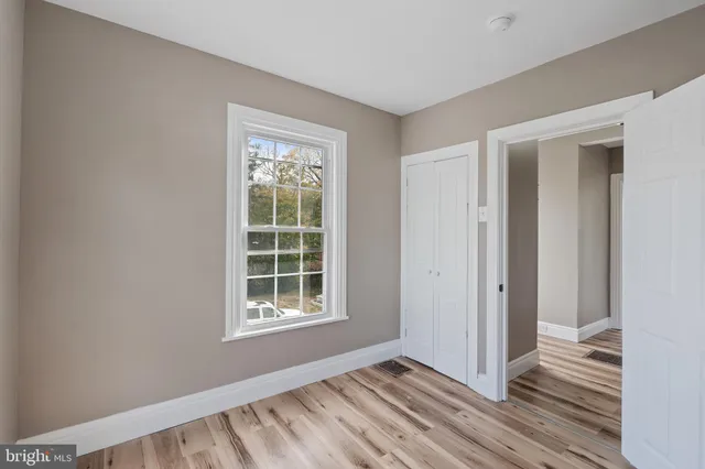 $325,000 | 318 South Main Street, Elmer, NJ 08318