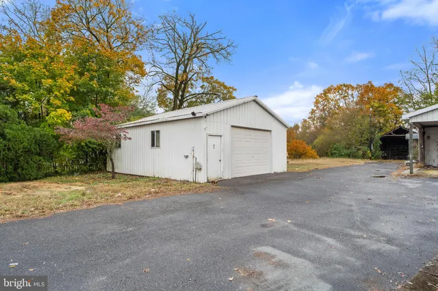 $325,000 | 318 South Main Street, Elmer, NJ 08318