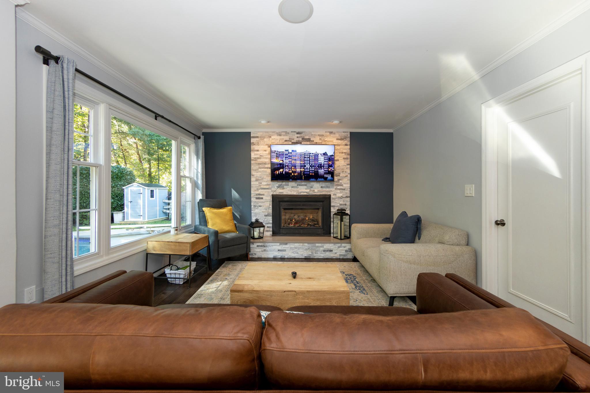2513 Farrier Lane Reston, VA 20191 - Photo 13 of 51 View from kitchen into family room