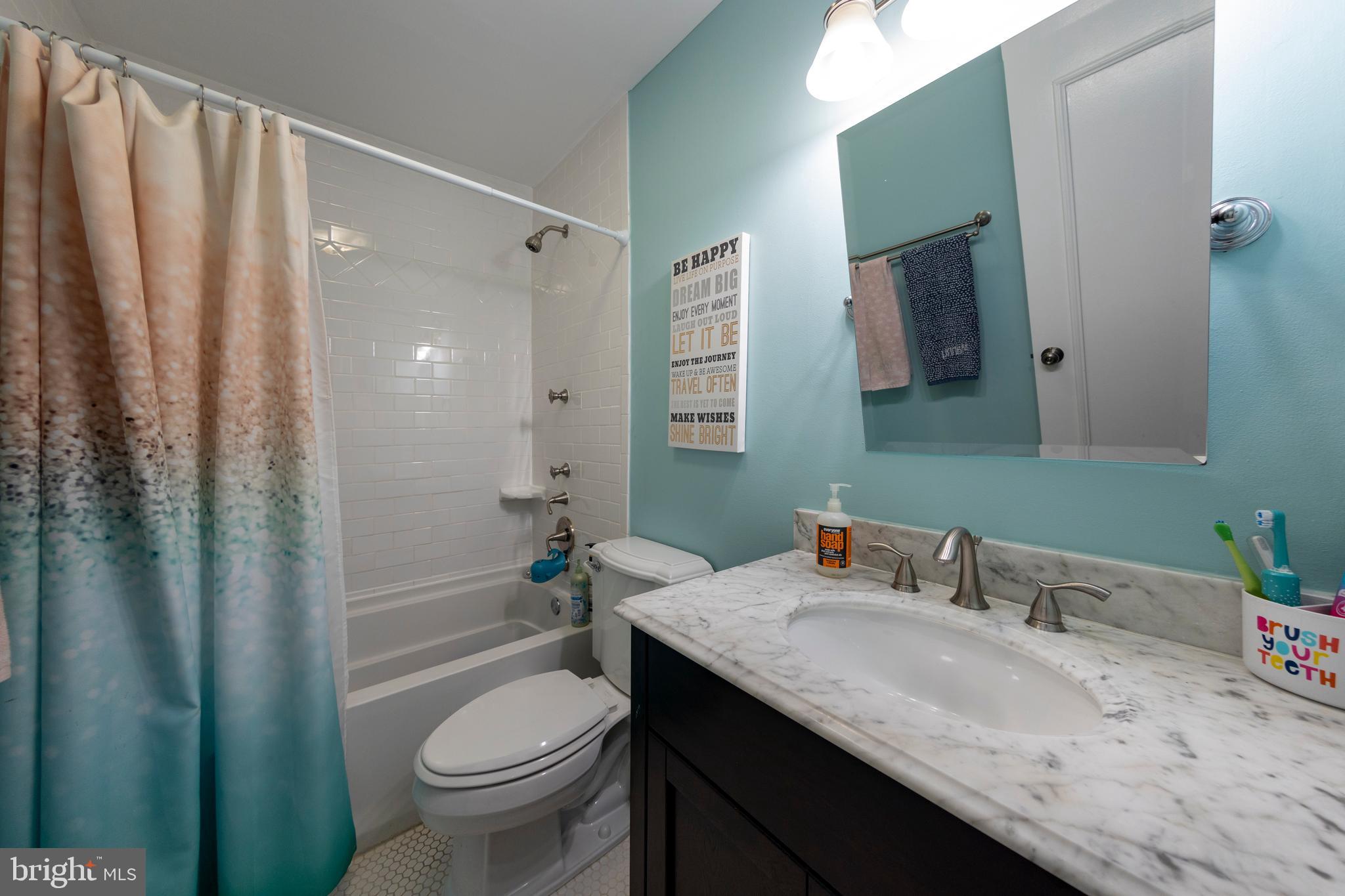 2513 Farrier Lane Reston, VA 20191 - Photo 30 of 51 Full Bathroom on Second Level