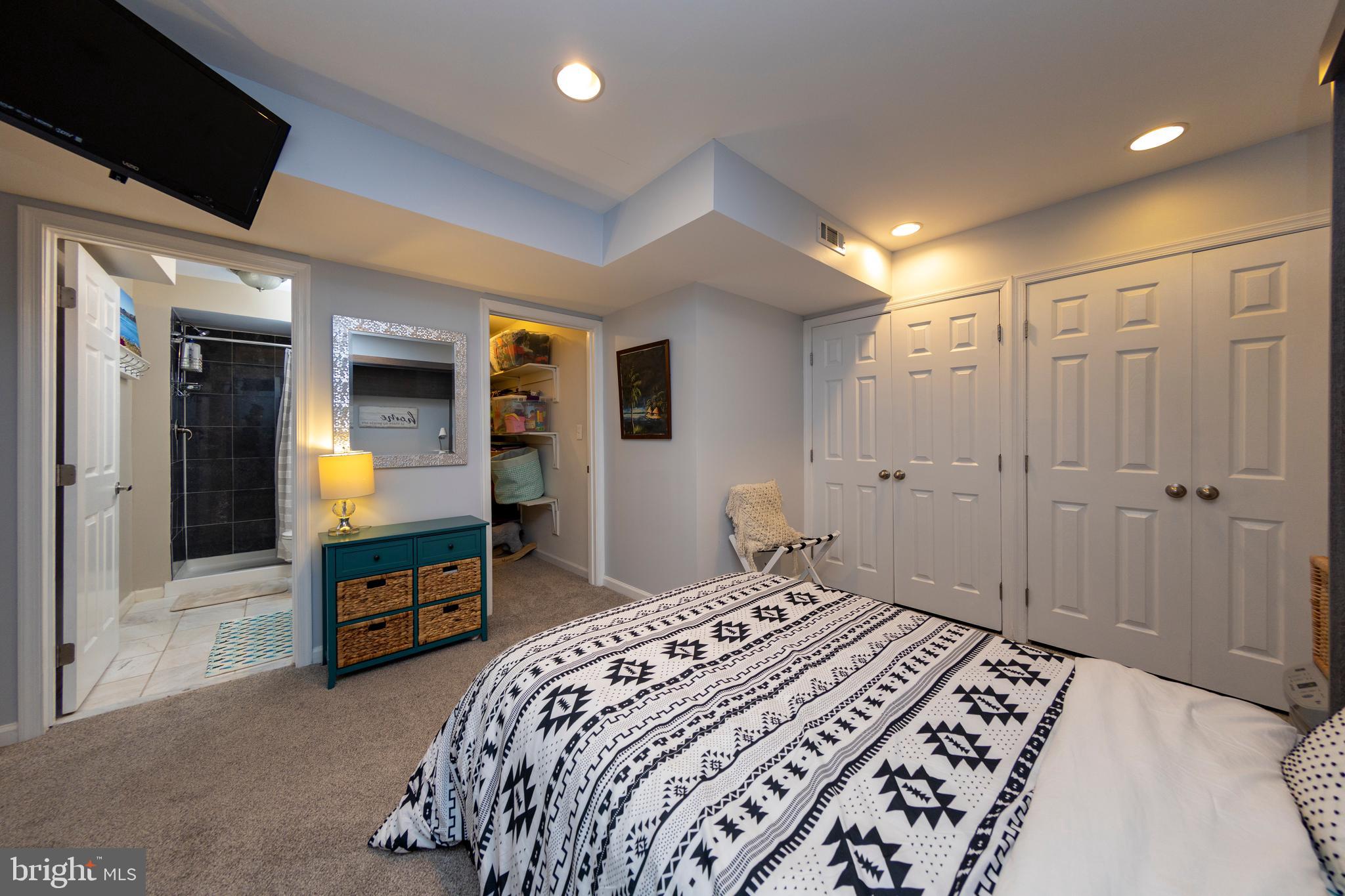 2513 Farrier Lane Reston, VA 20191 - Photo 35 of 51 Gallery Image 35