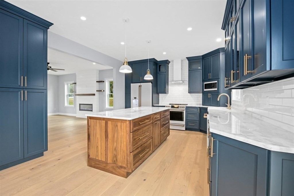 1 Fiske Hill Road Sturbridge, MA 01566 - Photo 2 of 42 Gallery Image 2