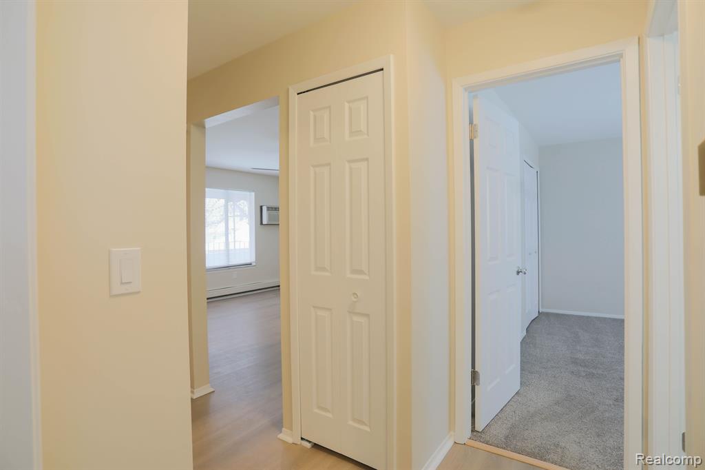 30458 Utica Road Roseville, MI 48066 - Photo 14 of 23 Gallery Image 14