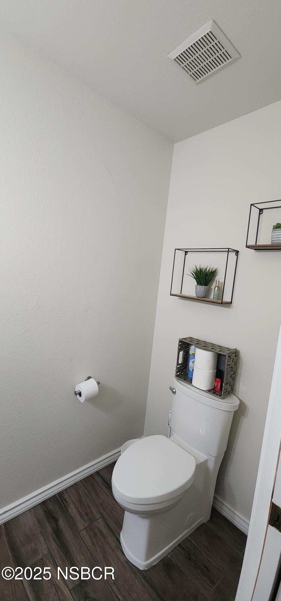 1127 Bell Avenue Lompoc, CA 93436 - Photo 5 of 32 2025-08-18 10.04.02