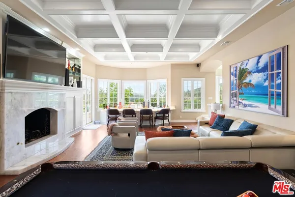 $5,999,000 | 1403 Kingsboro Court, Westlake Village, CA 91362