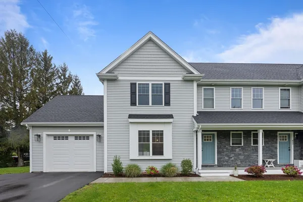$5,000 | 413 South Street, Unit 413, Foxboro, MA 02035