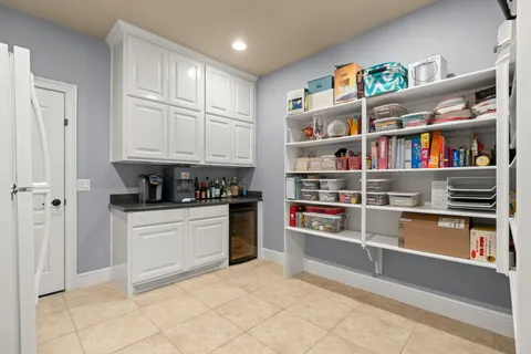 $900,000 | 23 Mariscal Place, The Woodlands, TX 77389