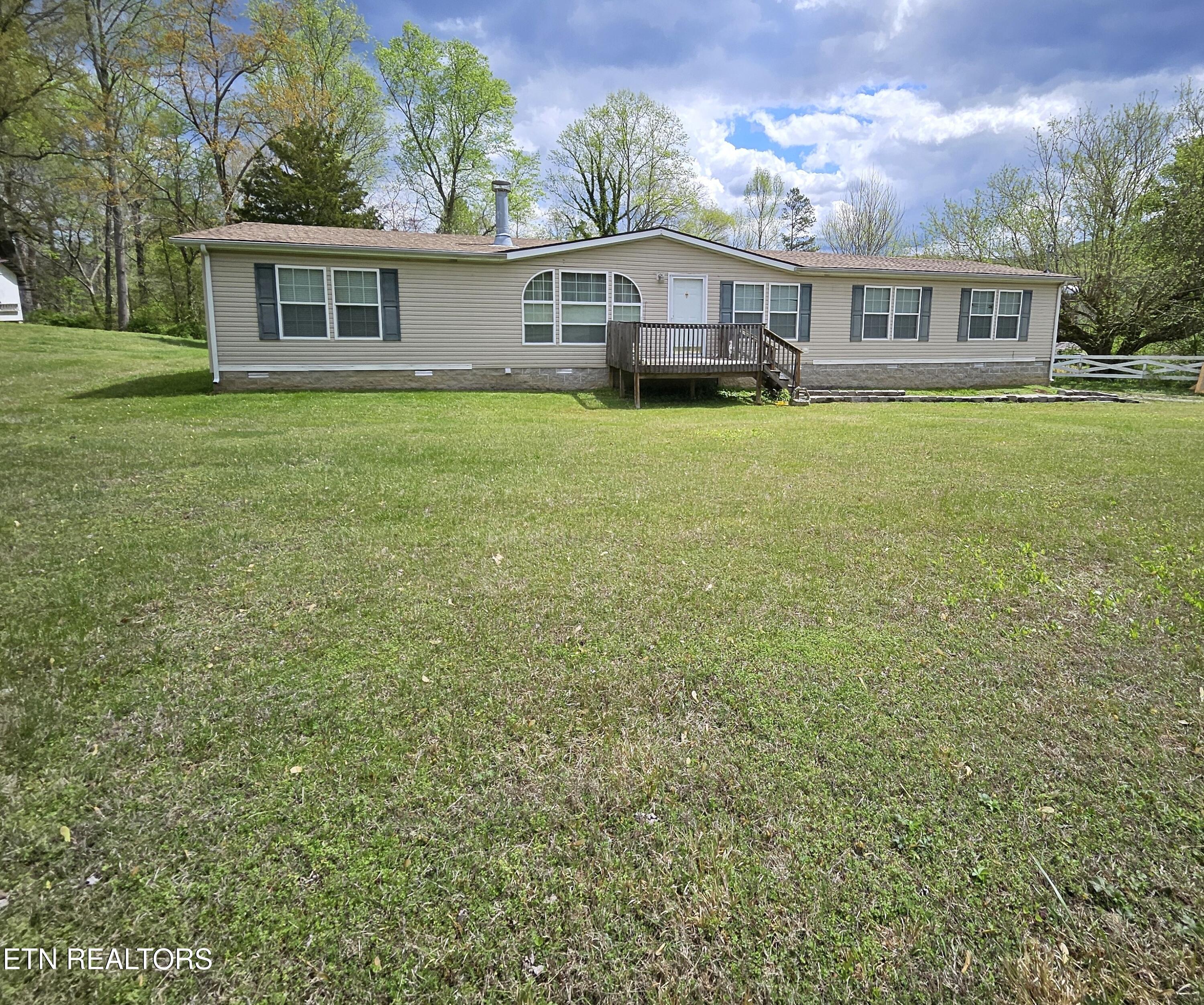 275 Ollis Road Oliver Springs, TN 37840 - Photo 1 of 26 275 Ollis Rd