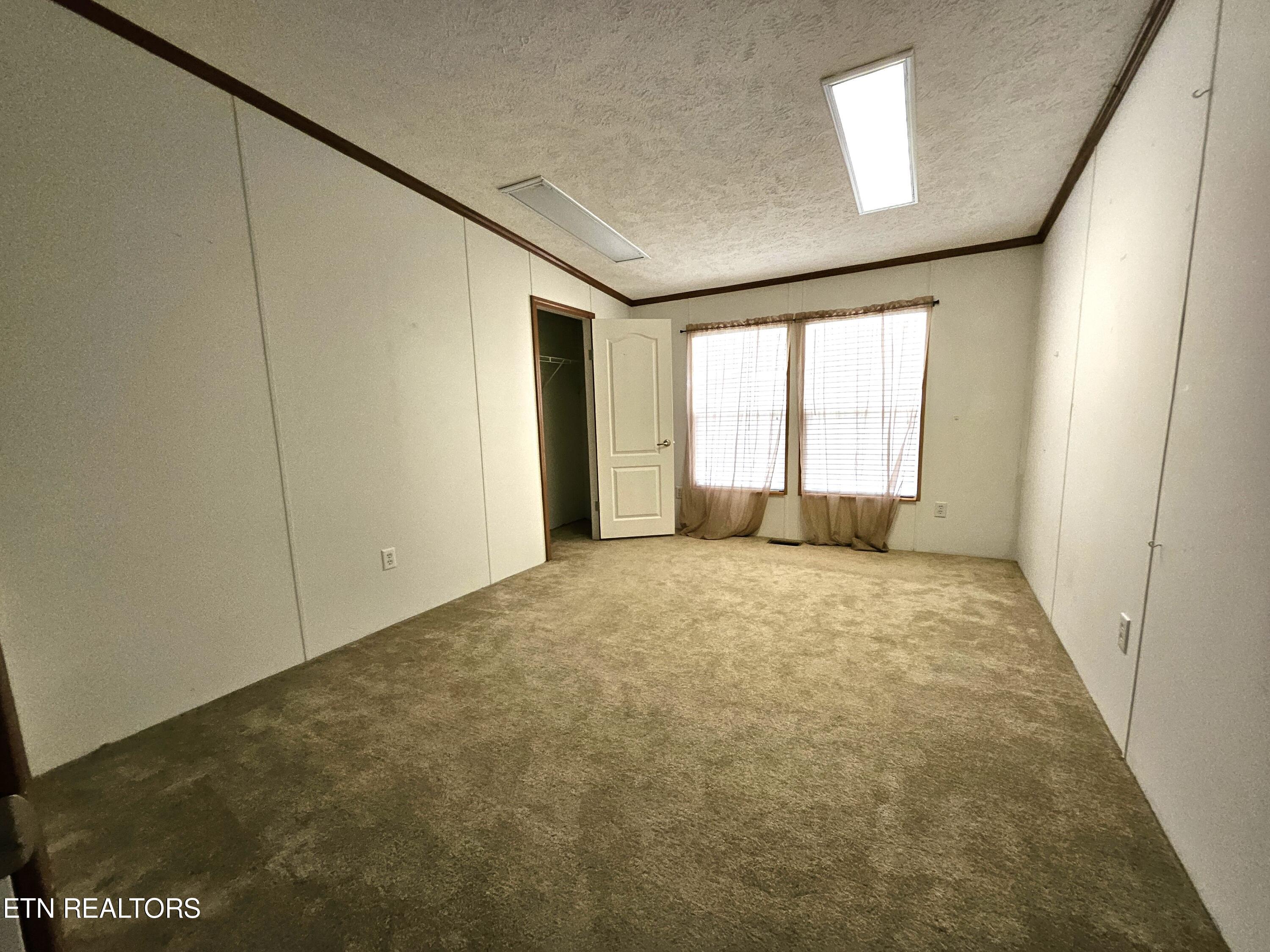 275 Ollis Road Oliver Springs, TN 37840 - Photo 15 of 26 BR 2