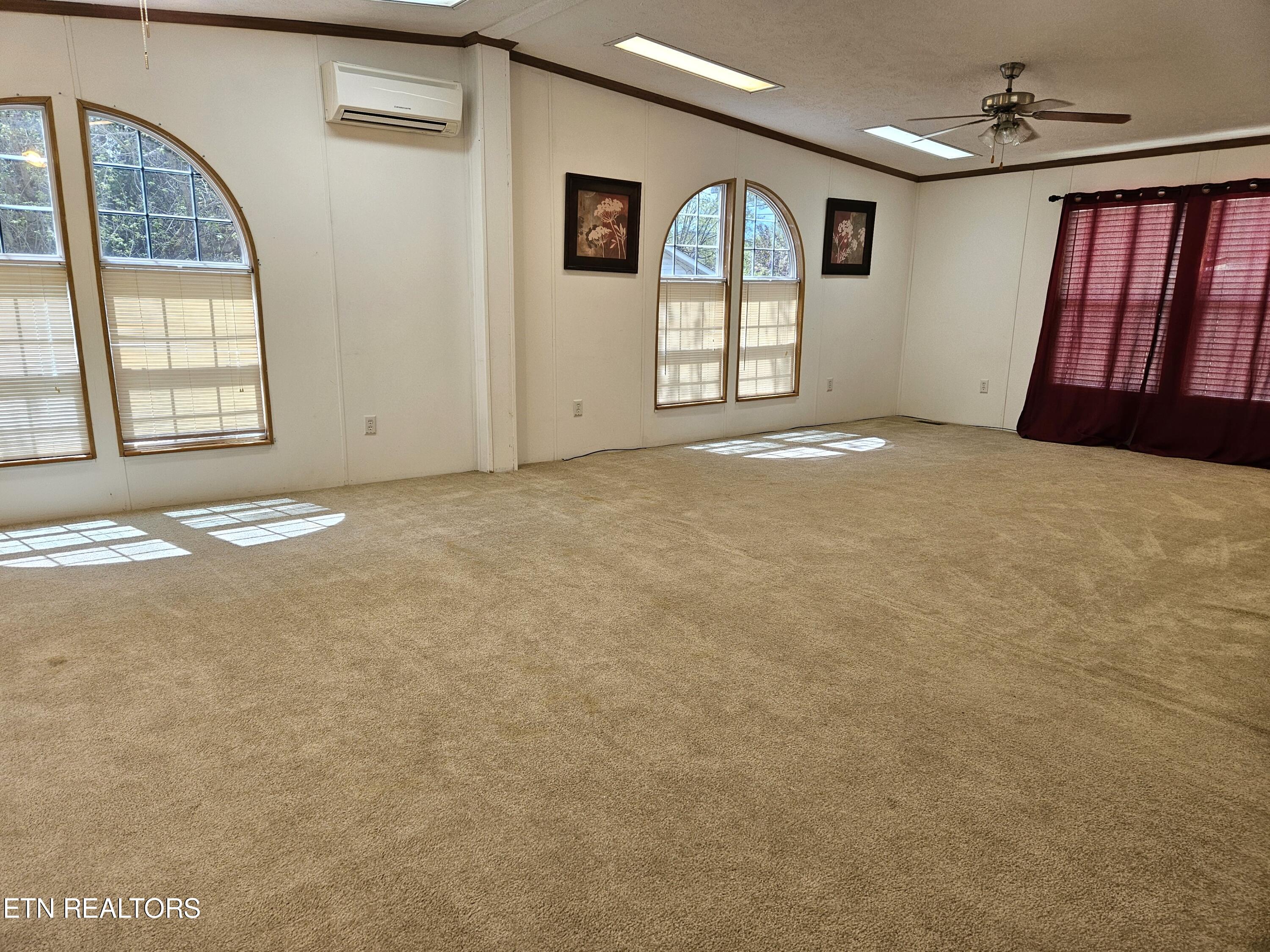 275 Ollis Road Oliver Springs, TN 37840 - Photo 19 of 26 Rec Room