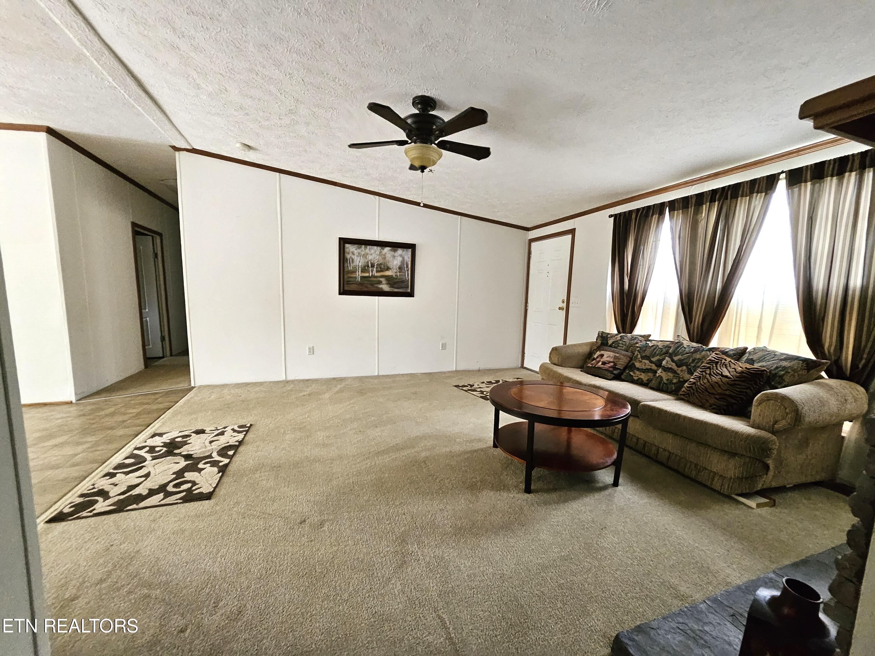 275 Ollis Road Oliver Springs, TN 37840 - Photo 4 of 26 Living Room from Primary