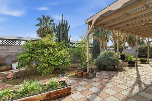 $299,900 | 4671 Largo Way, Las Vegas, NV 89121