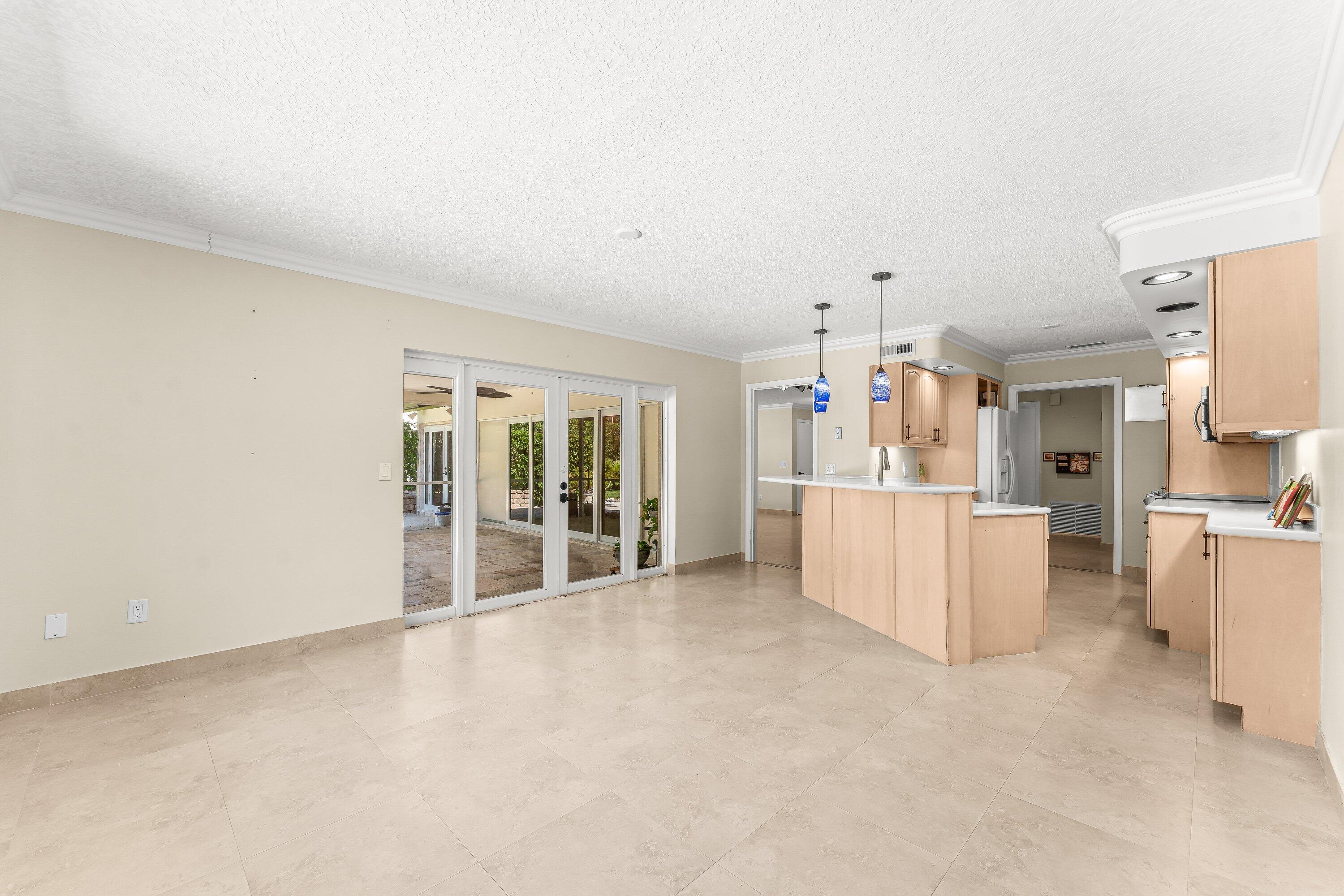 2301 Banyan Road Boca Raton, FL 33432 - Photo 18 of 48 005-2301BanyanRoad-BocaRaton-FL-33432-SM