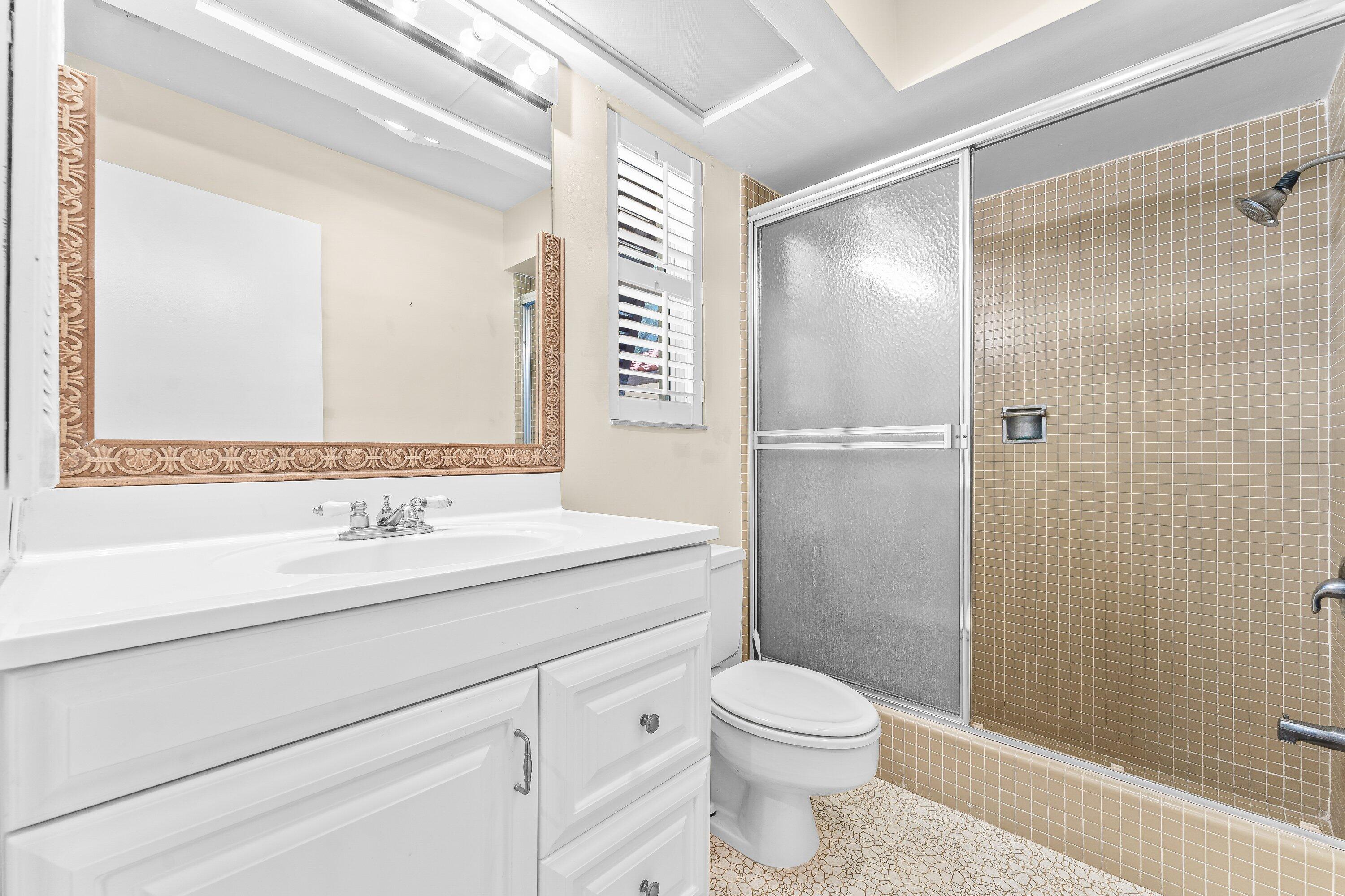 2301 Banyan Road Boca Raton, FL 33432 - Photo 24 of 48 020-2301BanyanRoad-BocaRaton-FL-33432-SM