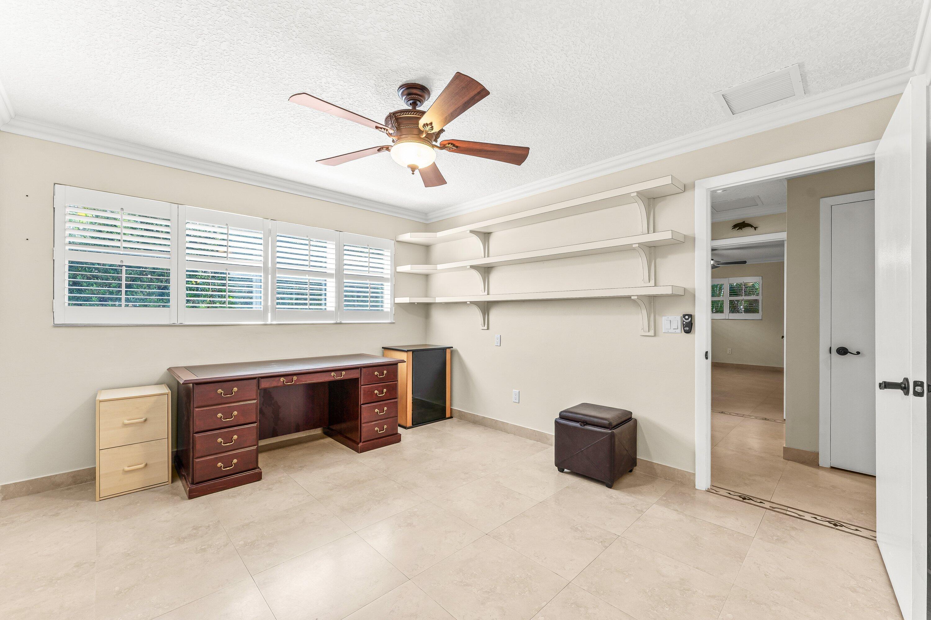 2301 Banyan Road Boca Raton, FL 33432 - Photo 28 of 48 021-2301BanyanRoad-BocaRaton-FL-33432-SM
