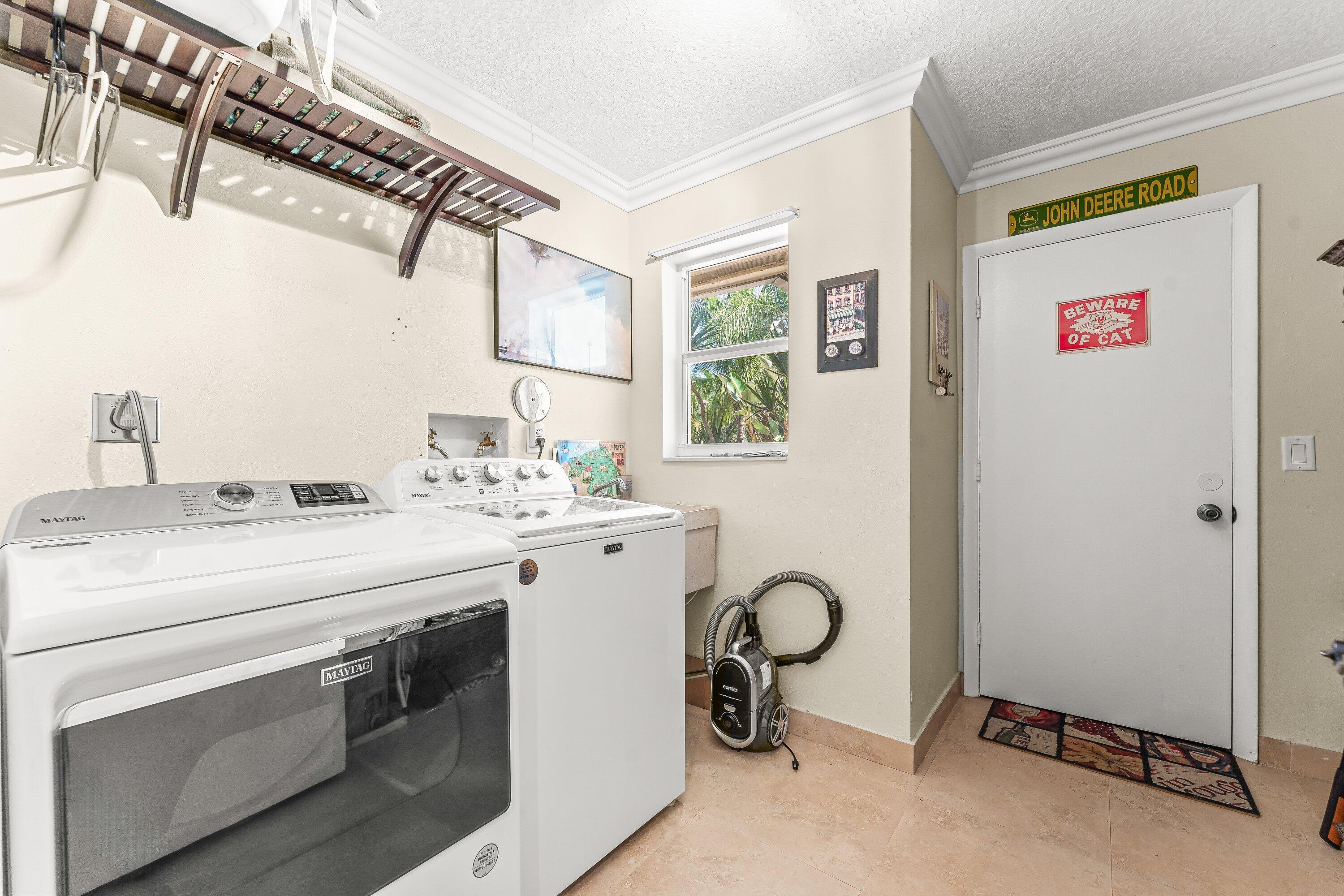 2301 Banyan Road Boca Raton, FL 33432 - Photo 39 of 48 025-2301BanyanRoad-BocaRaton-FL-33432-SM