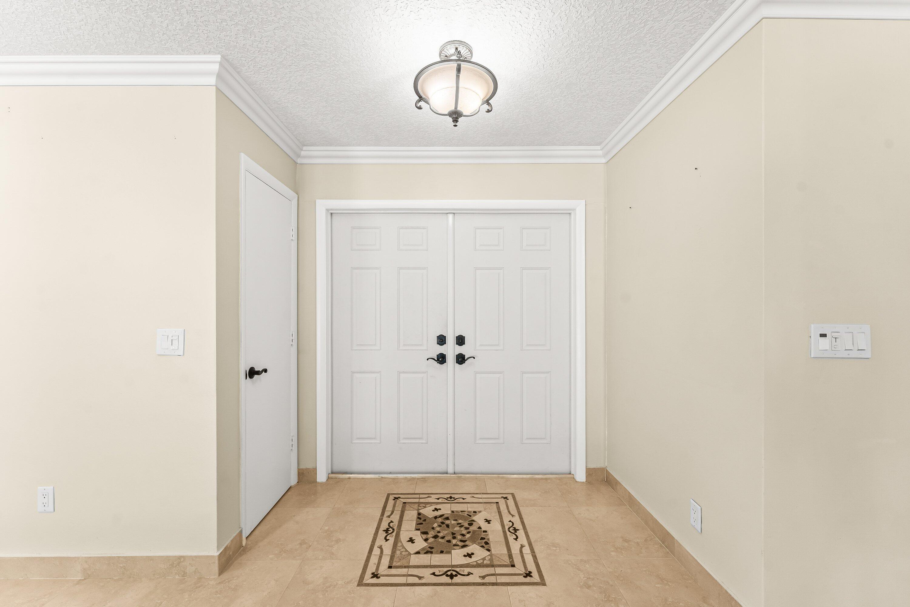 2301 Banyan Road Boca Raton, FL 33432 - Photo 7 of 48 004-2301BanyanRoad-BocaRaton-FL-33432-SM