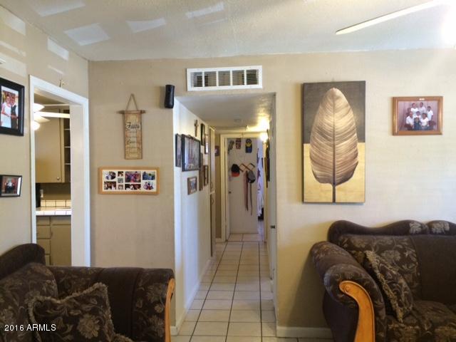 3745 West Osborn Road Phoenix, AZ 85019 - Photo 2 of 12 Osborn front.JPG Living room 2