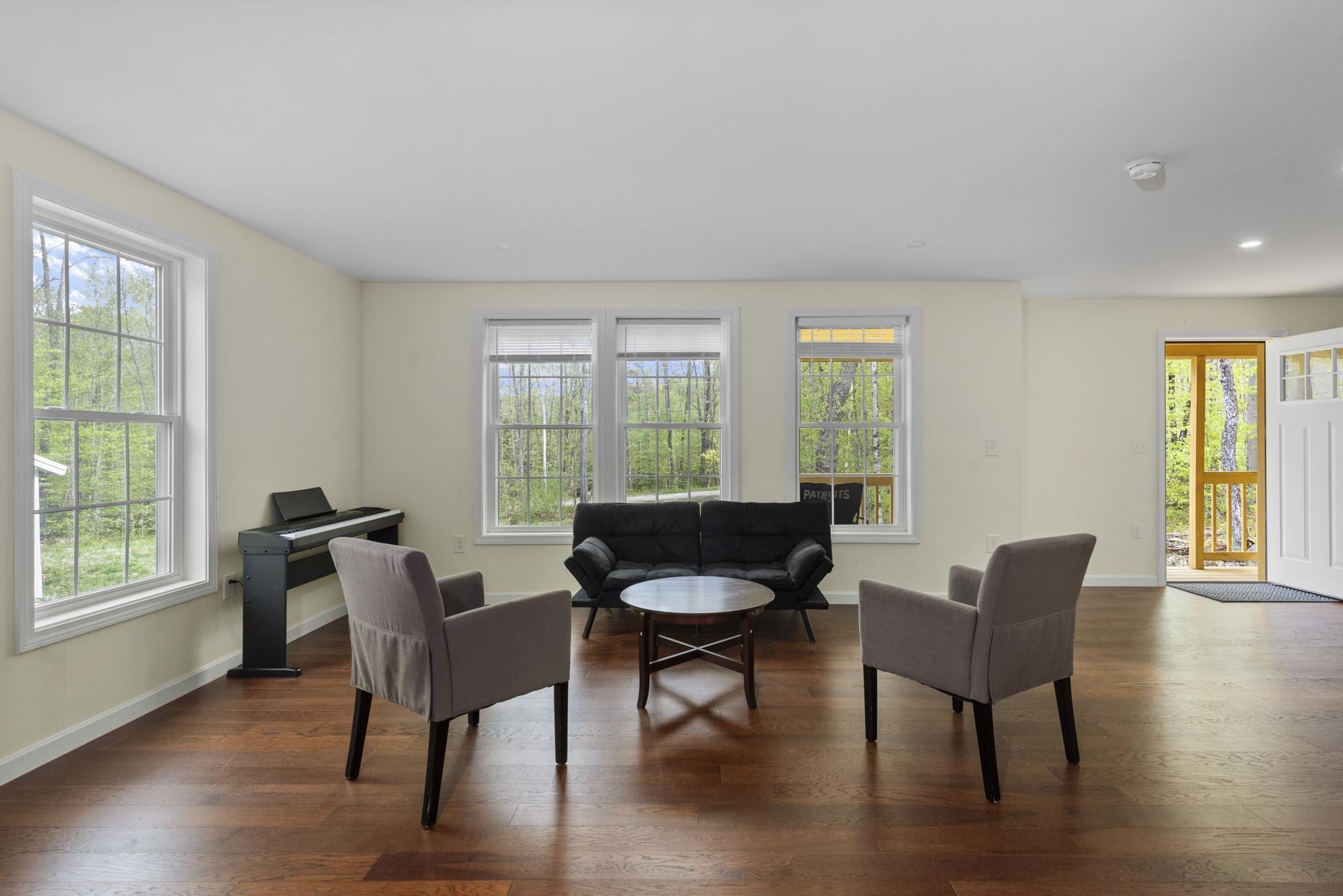 44 Loop Drive Rumney, NH 03266 - Photo 4 of 28