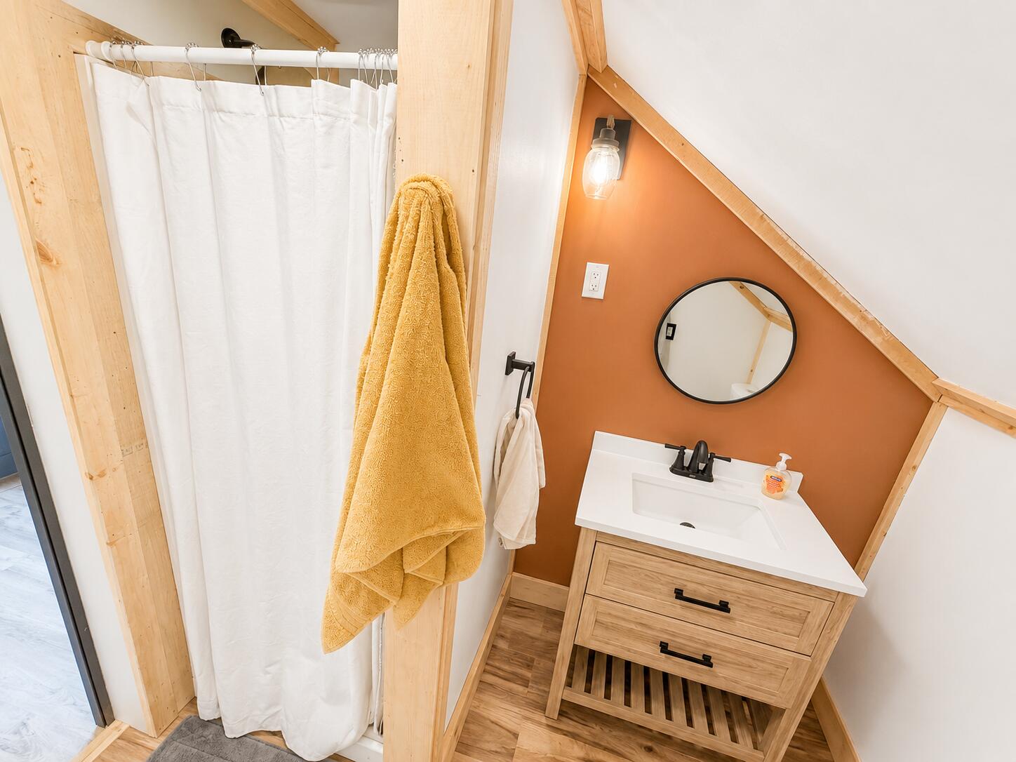 967 Newbury Neck Road Surry, ME 04684 - Photo 41 of 46 In-law apt