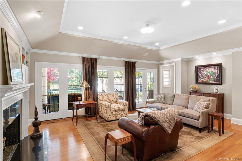 2310 Overhill Road Charlotte, NC 28211 - Photo 6 of 33 Gallery Image 6