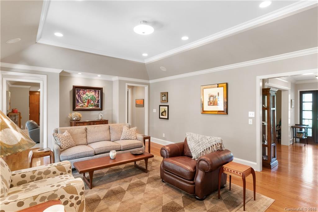 2310 Overhill Road Charlotte, NC 28211 - Photo 8 of 33 Gallery Image 8
