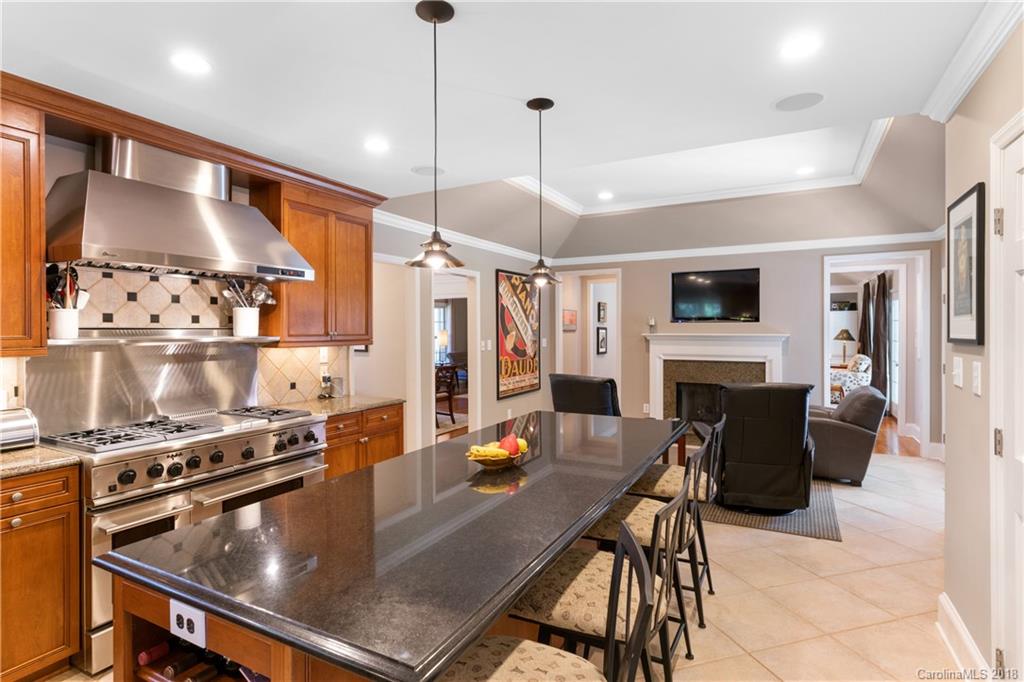 2310 Overhill Road Charlotte, NC 28211 - Photo 10 of 33 Gallery Image 10