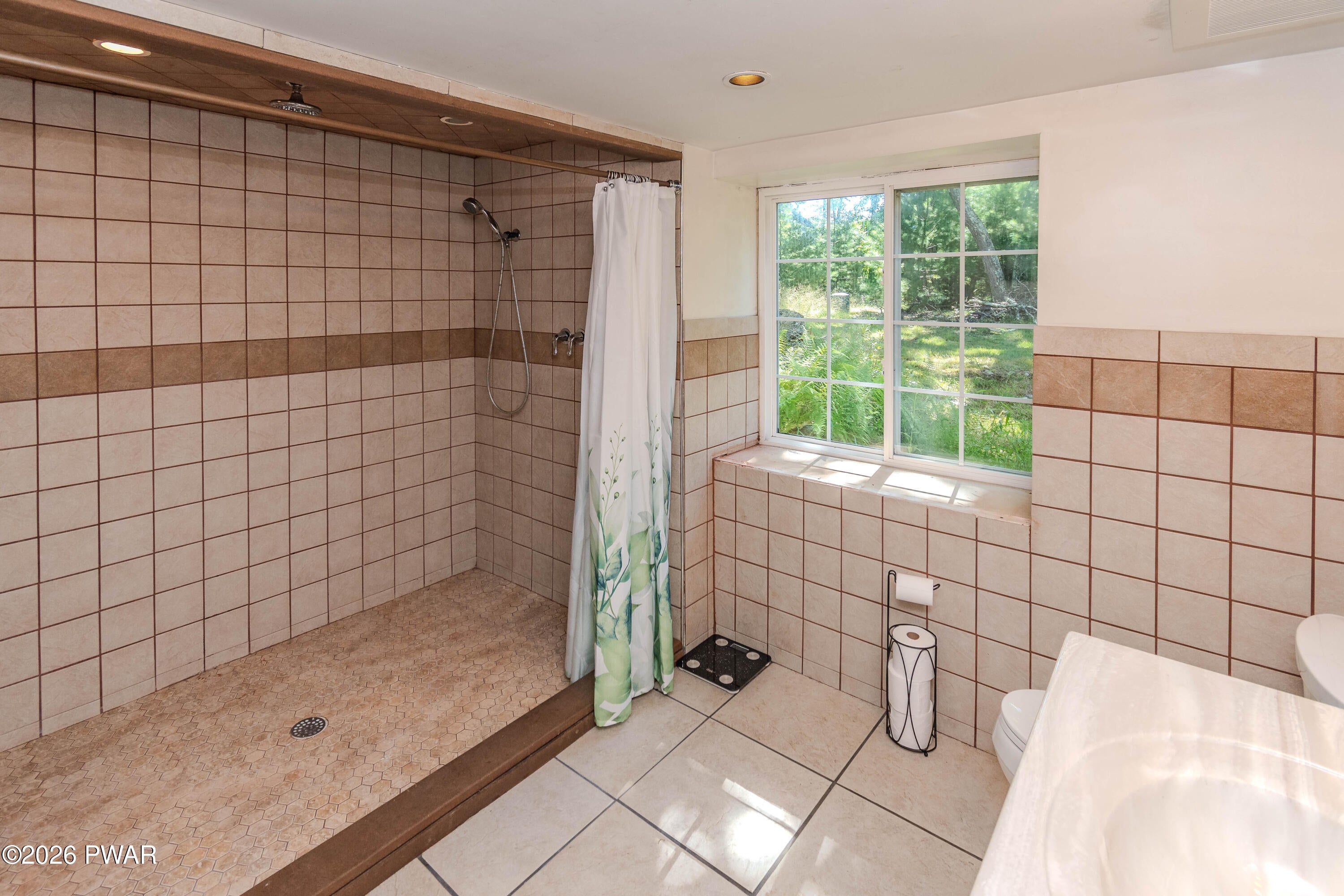 162 Oak Ridge Drive Milford, PA 18337 - Photo 40 of 54 Gallery Image 40