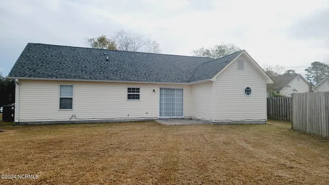 $1,884 | 703 Nut Bush Court, Wilmington, NC 28411