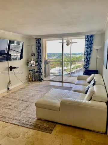 $2,000 | 1391 South Ocean Boulevard, Unit 1104, Pompano Beach, FL 33062