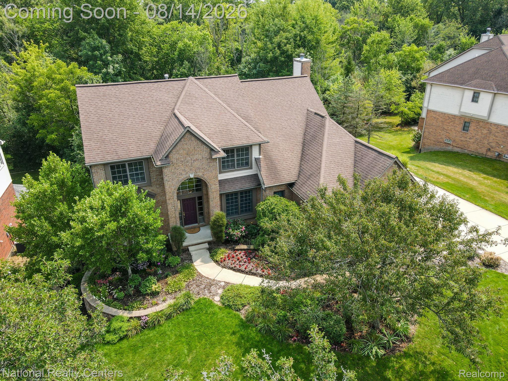 Lake Orion Colonial with Rochester Schools